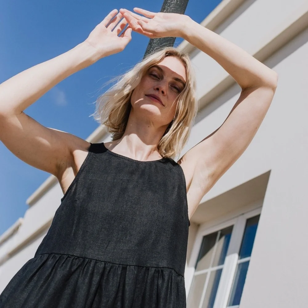 notPERFECTLINEN Black Linen Midi Dress - Picture 1 of 6